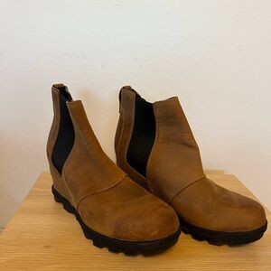 Sorel Women's Joan Of Arctic Wedge III Chelsea Boots Brown